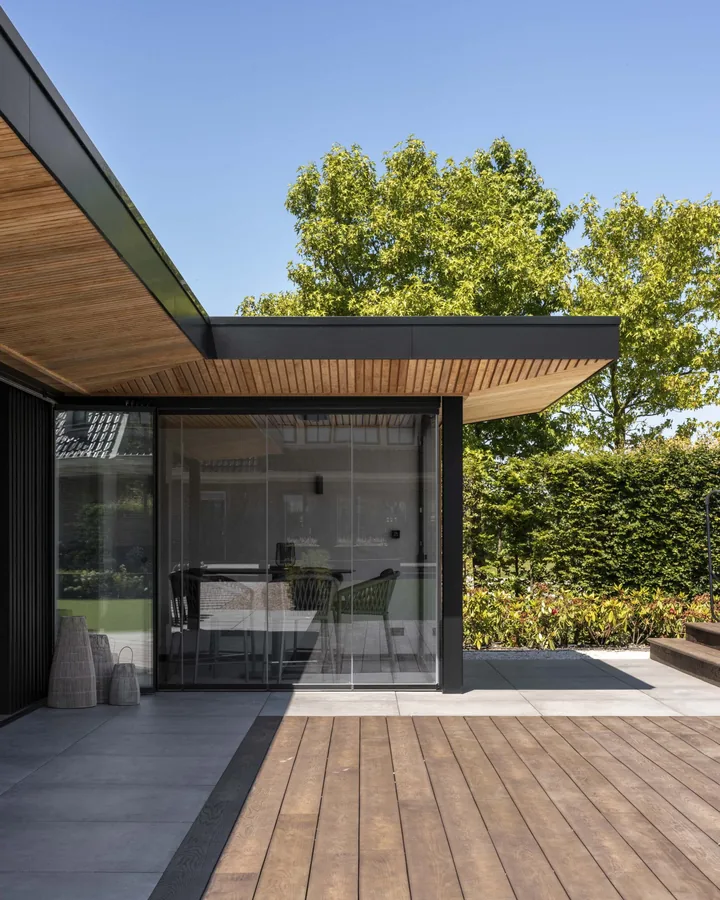 Poolhouse op maat met zwembad